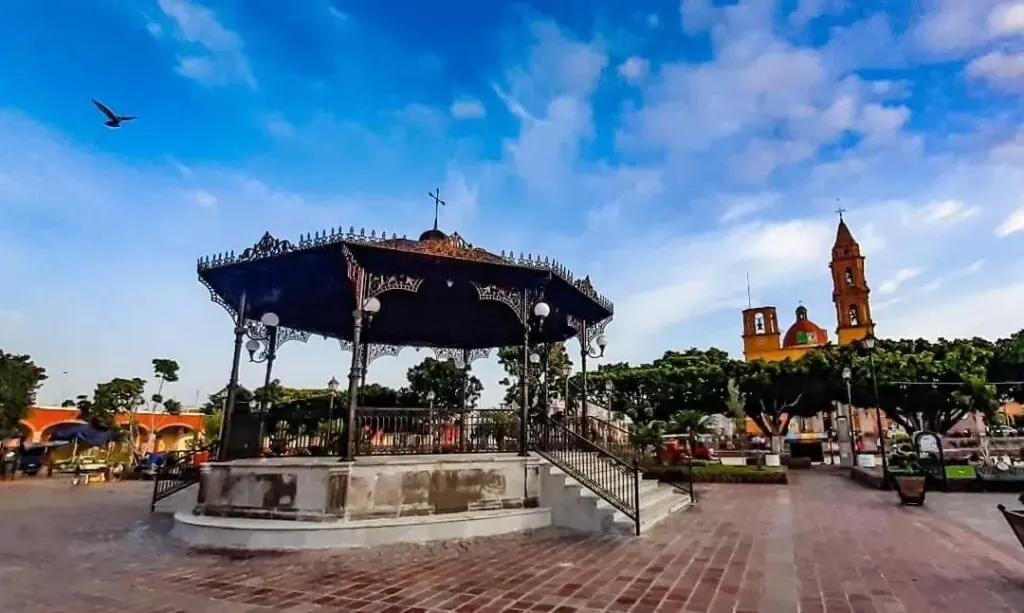 Jardín principal de Santa Cruz de Juventino Rosas, Guanajuato